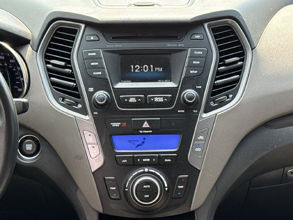 Used 2013 Hyundai Santa Fe Sport 2.0T FWD image 11