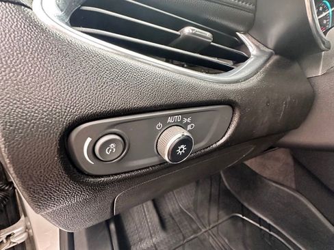 Used 2018 Chevrolet Malibu LT w/ Leather Package image 20