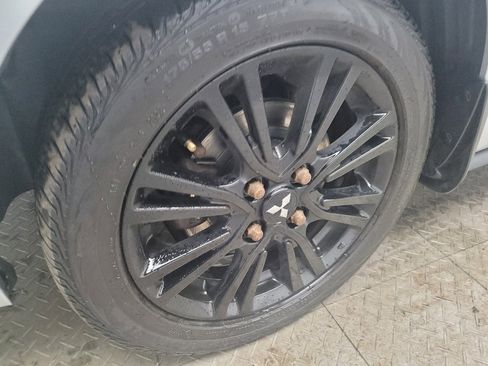 Used 2019 Mitsubishi Mirage LE image 31