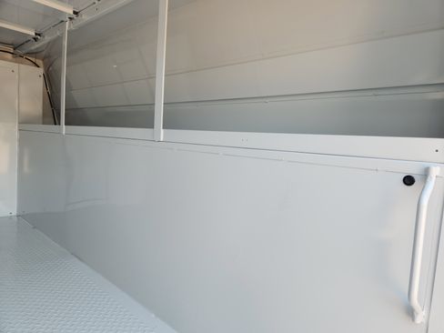 New 2025 Chevrolet Express 3500 w/ Power Convenience Package image 33