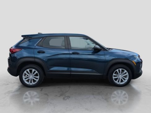 Used 2021 Chevrolet TrailBlazer LS FWD image 9