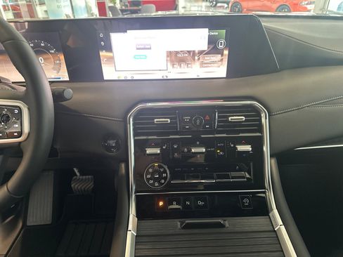 New 2025 Nissan Armada SL w/ Captain's Chari Seat Package image 23