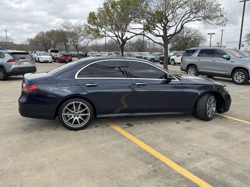 Used 2022 Mercedes-Benz E 350 Sedan w/ Driver Assistance Package image 4