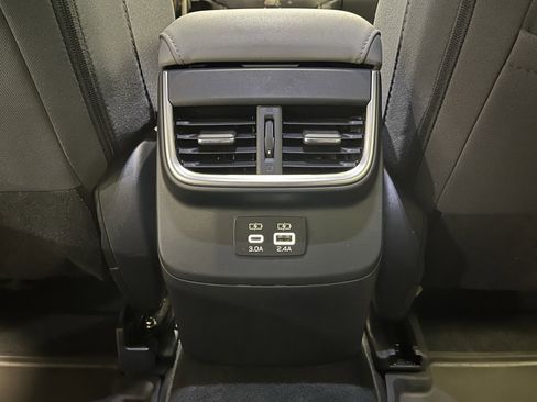 Used 2023 Subaru Outback Premium w/ Popular Package #1 image 16