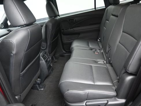 Used 2023 Honda Passport EX-L image 13