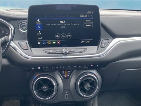 Used 2024 Chevrolet Blazer LT w/ Convenience Package image 10