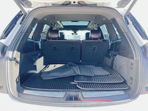 Used 2020 Cadillac XT6 Premium Luxury image 26