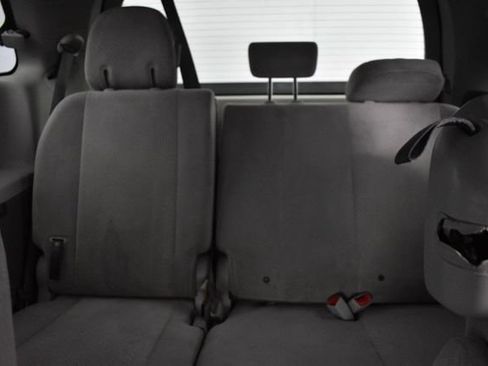 Used 2012 Toyota Sienna LE FWD image 16
