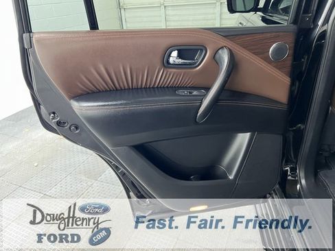 Used 2020 Nissan Armada Platinum w/ Platinum Reserve Package image 30