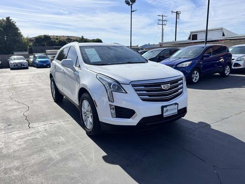Used 2018 Cadillac XT5 FWD w/ LPO, Wheel Lock Package image 9