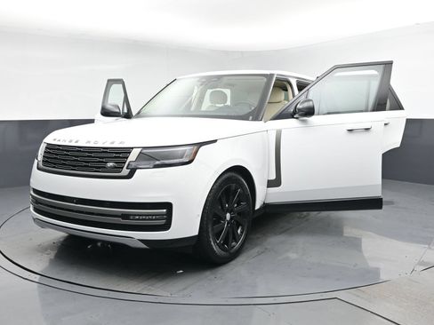 Used 2024 Land Rover Range Rover SE AWD/4WD image 27