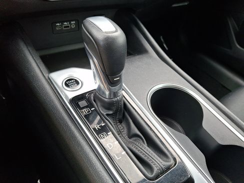 Used 2019 Nissan Altima 2.5 SV AWD/4WD image 15