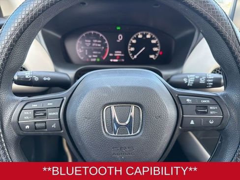 Used 2023 Honda HR-V LX image 12