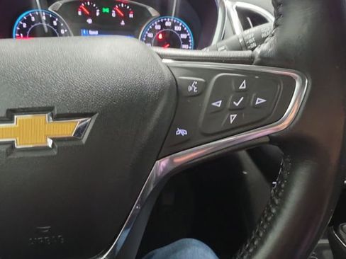 Used 2021 Chevrolet Equinox LT AWD/4WD image 10