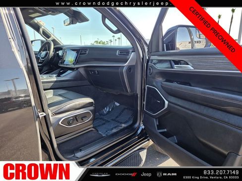 Certified 2024 Jeep Wagoneer Series II AWD/4WD image 13