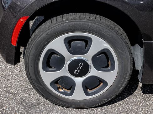 Used 2016 FIAT 500 e image 9