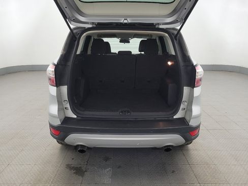 Used 2017 Ford Escape SE w/ Equipment Group 201A image 29