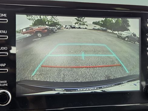 Used 2020 Toyota Corolla LE w/ Carpet Mat Package (TMS) FWD image 16