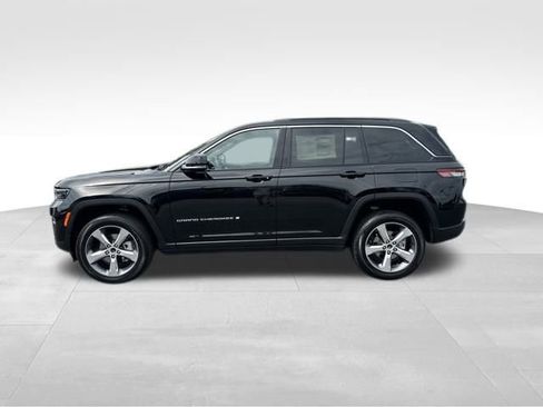 New 2025 Jeep Grand Cherokee Limited AWD/4WD image 3