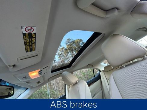 Used 2014 Lexus ES 300h image 30