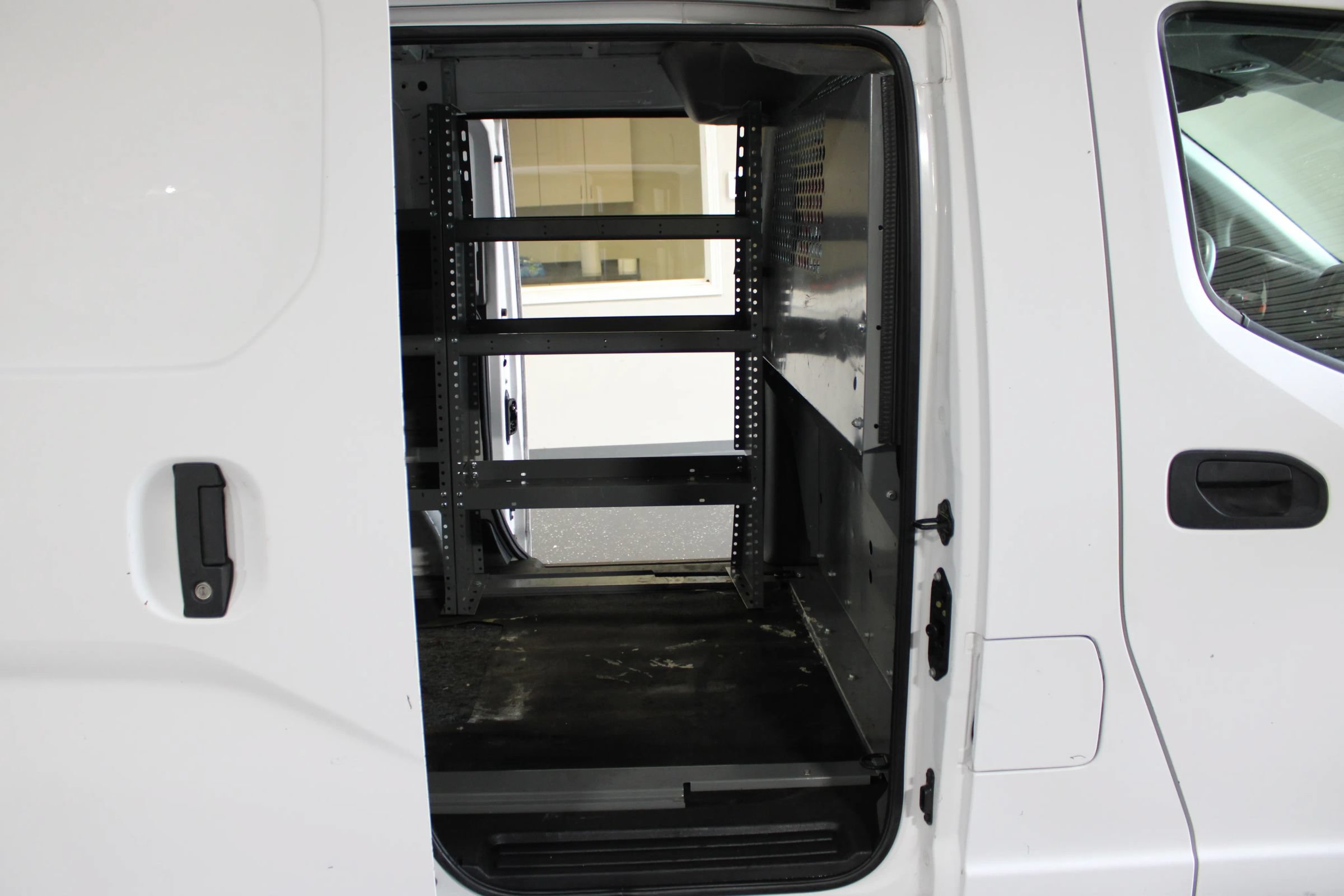 Used 2018 Nissan NV200 SV FWD image 27