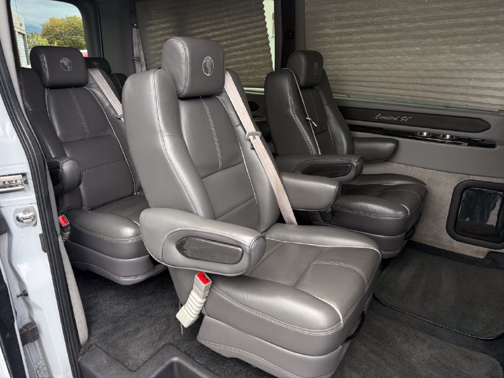 Used 2021 Ford Transit 250 Medium Roof AWD image 34