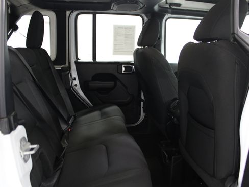 Used 2023 Jeep Wrangler Unlimited Sport AWD/4WD image 23