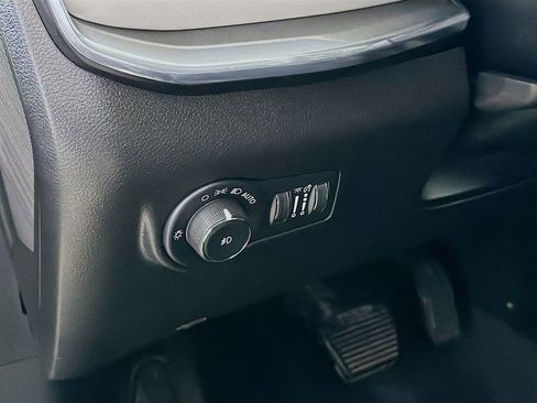 Used 2022 Jeep Compass Limited AWD/4WD image 12