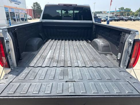Used 2023 GMC Sierra 2500 Denali w/ Technology Package AWD/4WD image 27