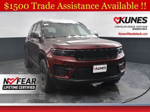 New 2025 Jeep Grand Cherokee Altitude w/ Trailer Tow Package image 1