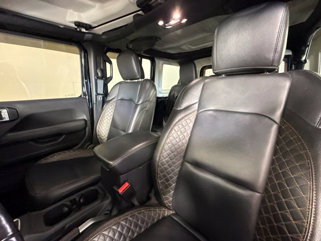 Used 2021 Jeep Wrangler Unlimited Sahara AWD/4WD image 16