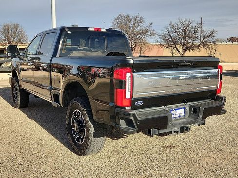 Used 2024 Ford F250 Platinum image 2