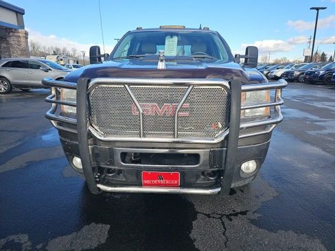 Used 2011 GMC Sierra 3500 SLT w/ SLT Convenience Package image 86