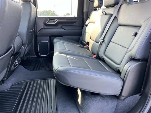 Used 2024 Chevrolet Silverado 2500 LTZ image 21