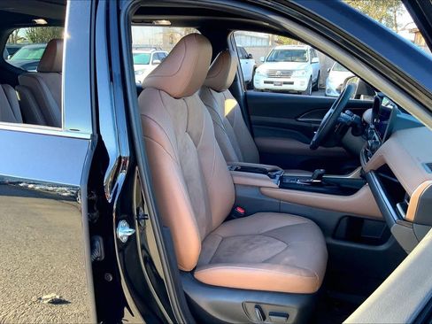 Used 2026 Toyota Grand Highlander Hybrid MAX Platinum image 8