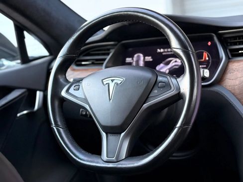Used 2020 Tesla Model S Long Range AWD/4WD image 13