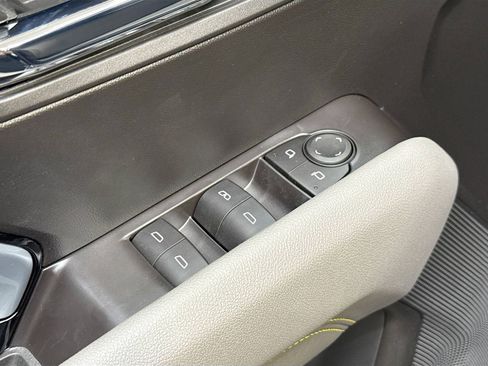 New 2025 Chevrolet Colorado ZR2 w/ Midnight Edition image 23