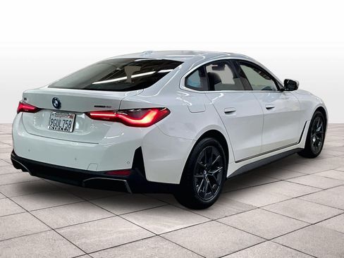 Used 2023 BMW i4 eDrive40 RWD image 15
