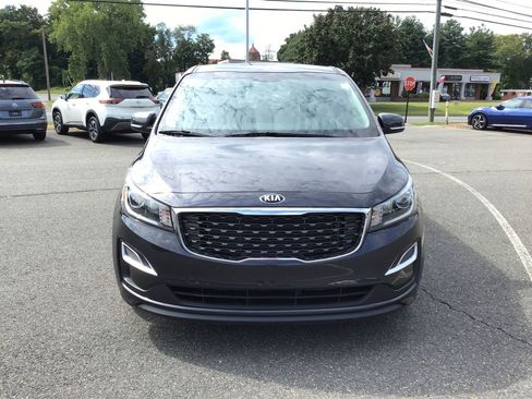Used 2020 Kia Sedona LX image 3
