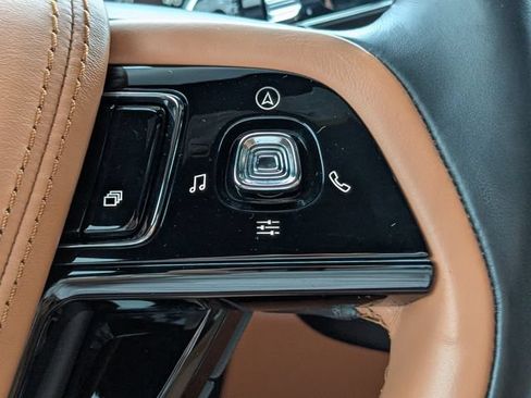 Used 2020 Lincoln Aviator Black Label w/ Class IV Trailer Tow Package AWD/4WD image 29
