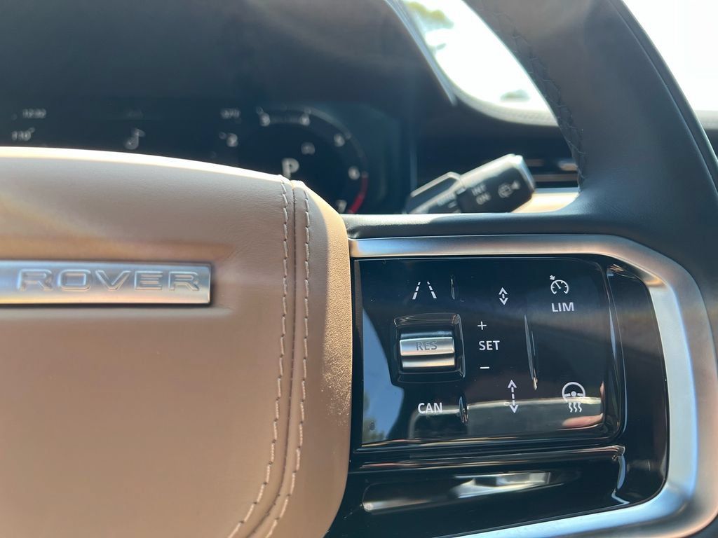 New 2026 Land Rover Range Rover Sport SE AWD/4WD image 13