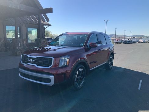 Used 2024 Kia Telluride S w/ S Sunroof Package AWD/4WD image 2