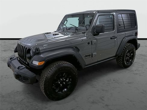 Used 2022 Jeep Wrangler Sport AWD/4WD image 2