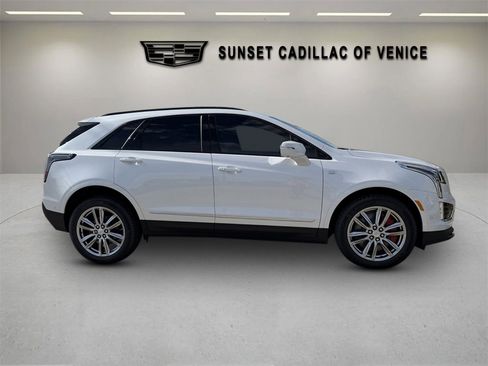 New 2025 Cadillac XT5 Sportv w/ Technology Package image 2