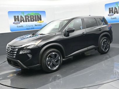 Used 2025 Nissan Rogue SV