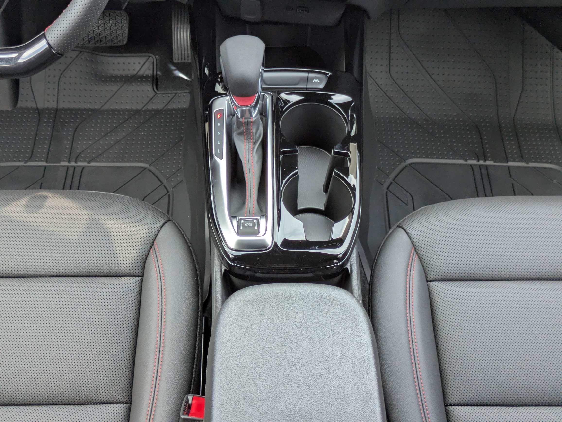 New 2026 Chevrolet Trax RS w/ Driver Confidence Package FWD image 6