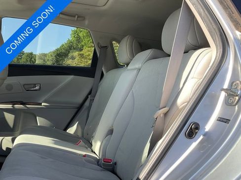 Used 2009 Toyota Venza FWD image 3