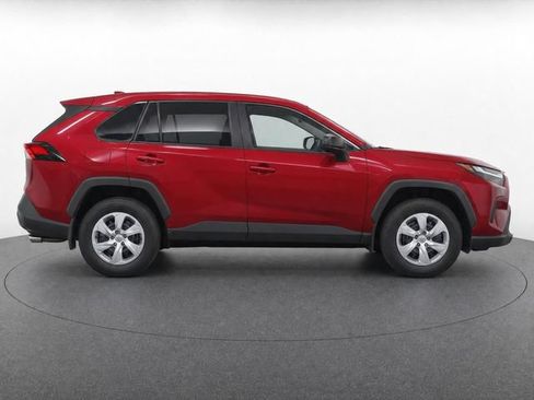 Used 2025 Toyota RAV4 LE AWD/4WD image 2