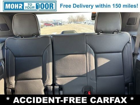 Used 2024 Chevrolet Tahoe Premier w/ Advanced Technology Package image 34