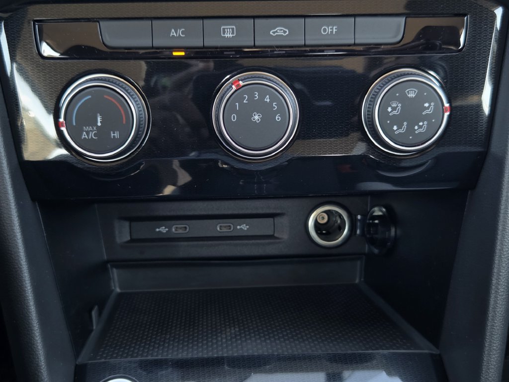 New 2027 Volkswagen Taos S FWD image 17